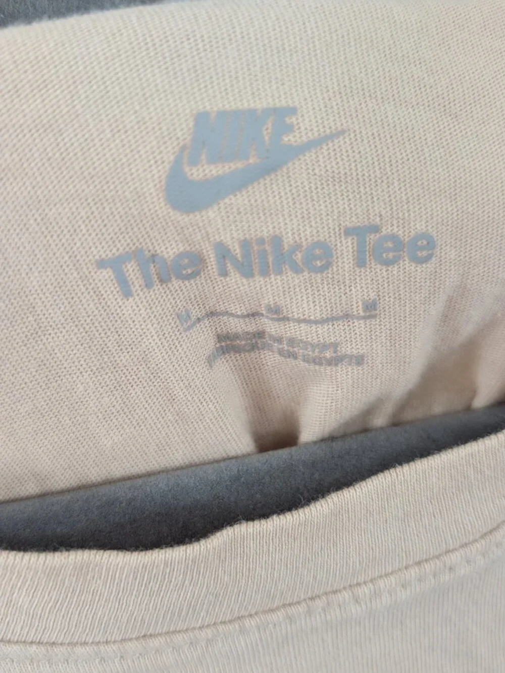 Nike T-Shirt - Tan Size M(8)
